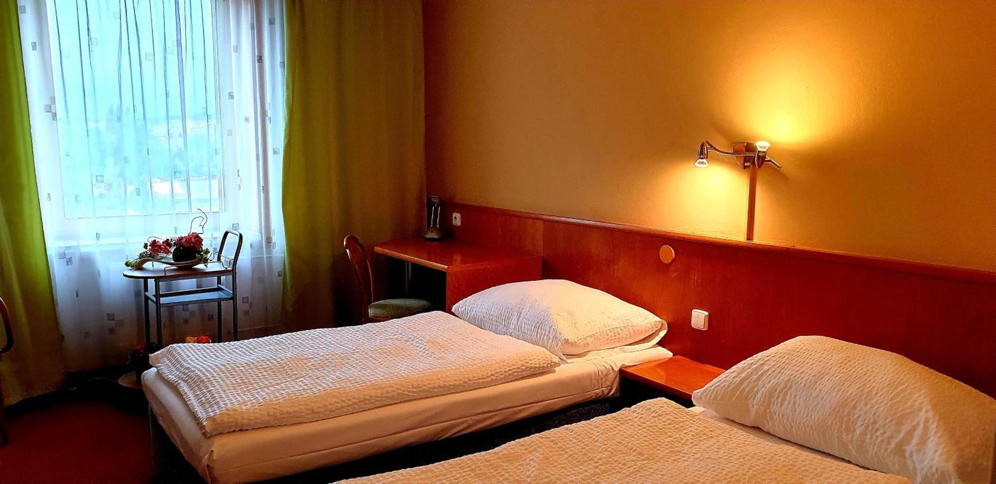 Hotel Tennis Club Простеёв Экстерьер фото